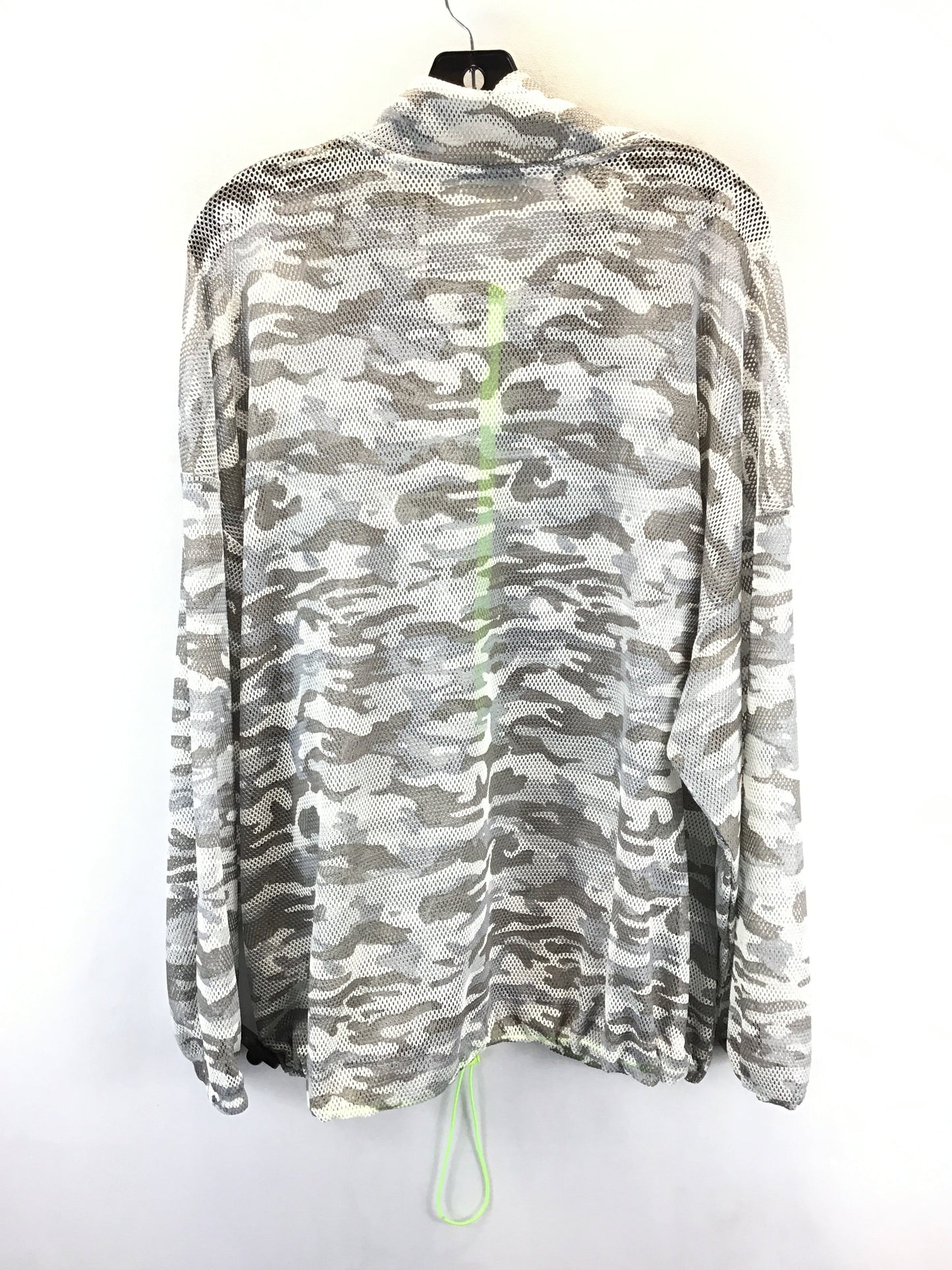 Athletic Jacket By Clothes Mentor In Camouflage Print, Size: 3x