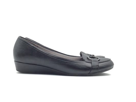 Shoes Flats By Life Stride  Size: 9