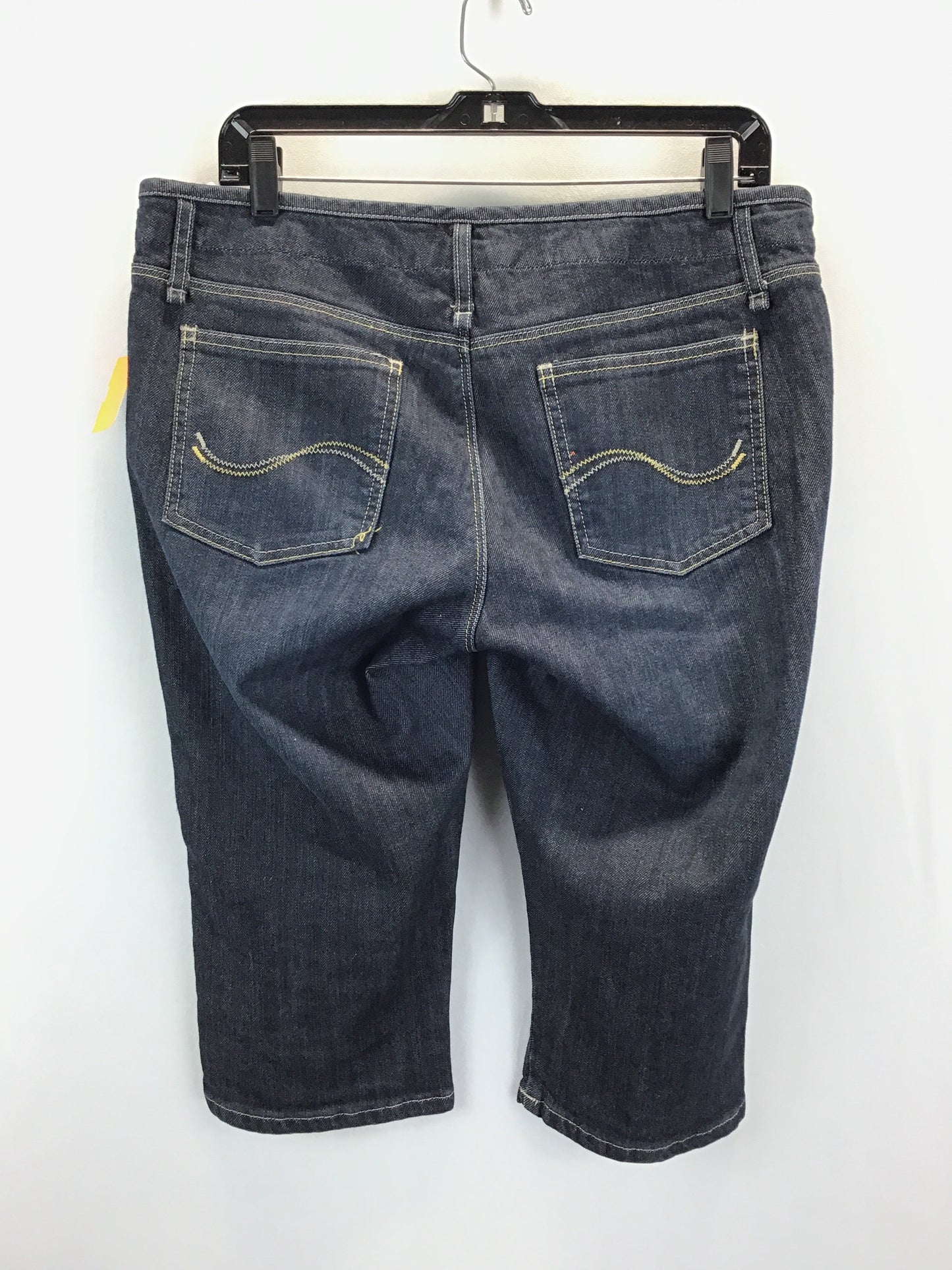 Jeans Cropped By Lee  Size: 12