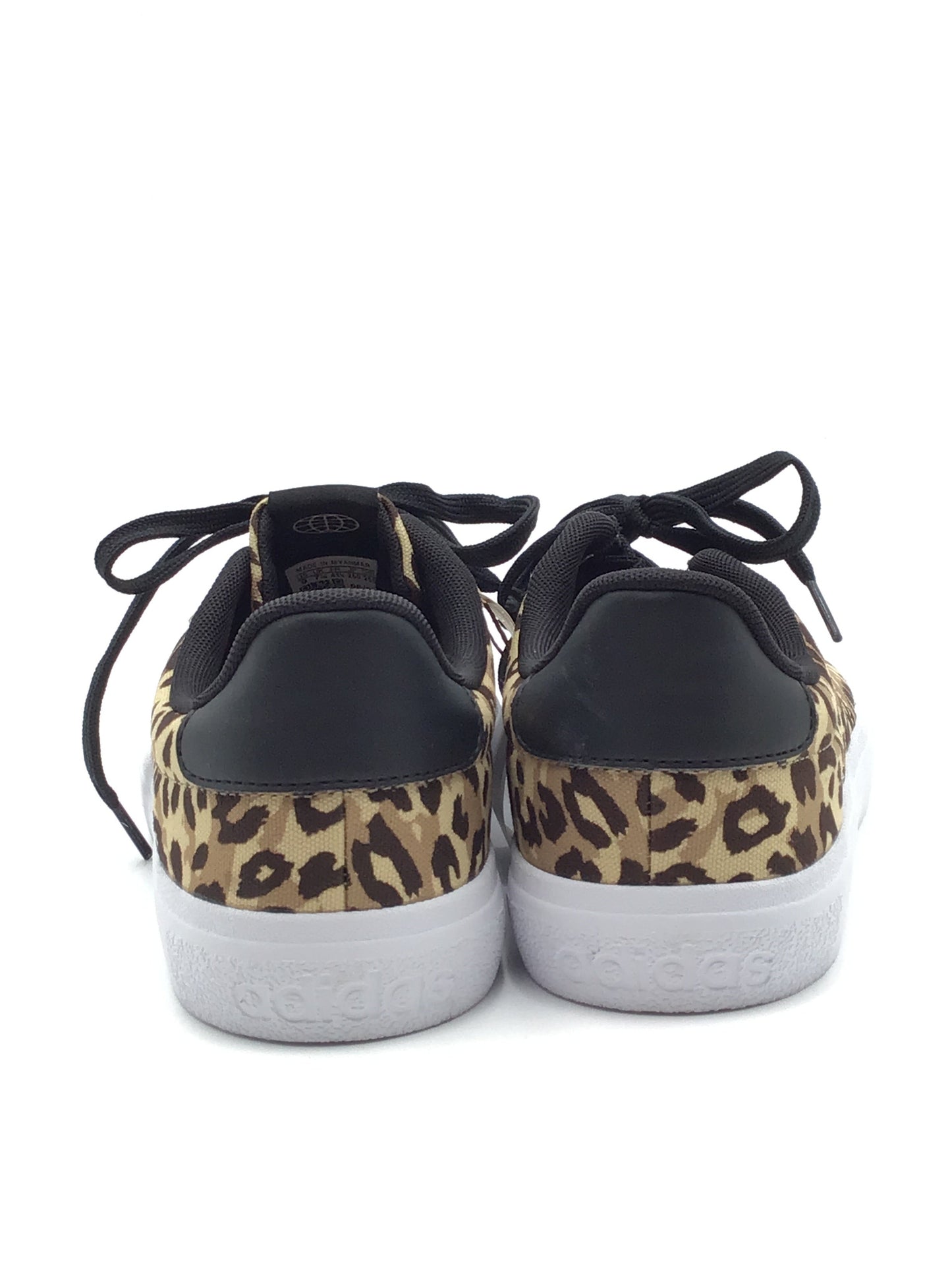 Animal Print Shoes Sneakers Adidas, Size 9