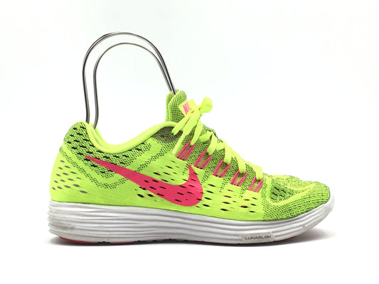 Shoes Sneakers By Nike In Green & Pink, Size: 8