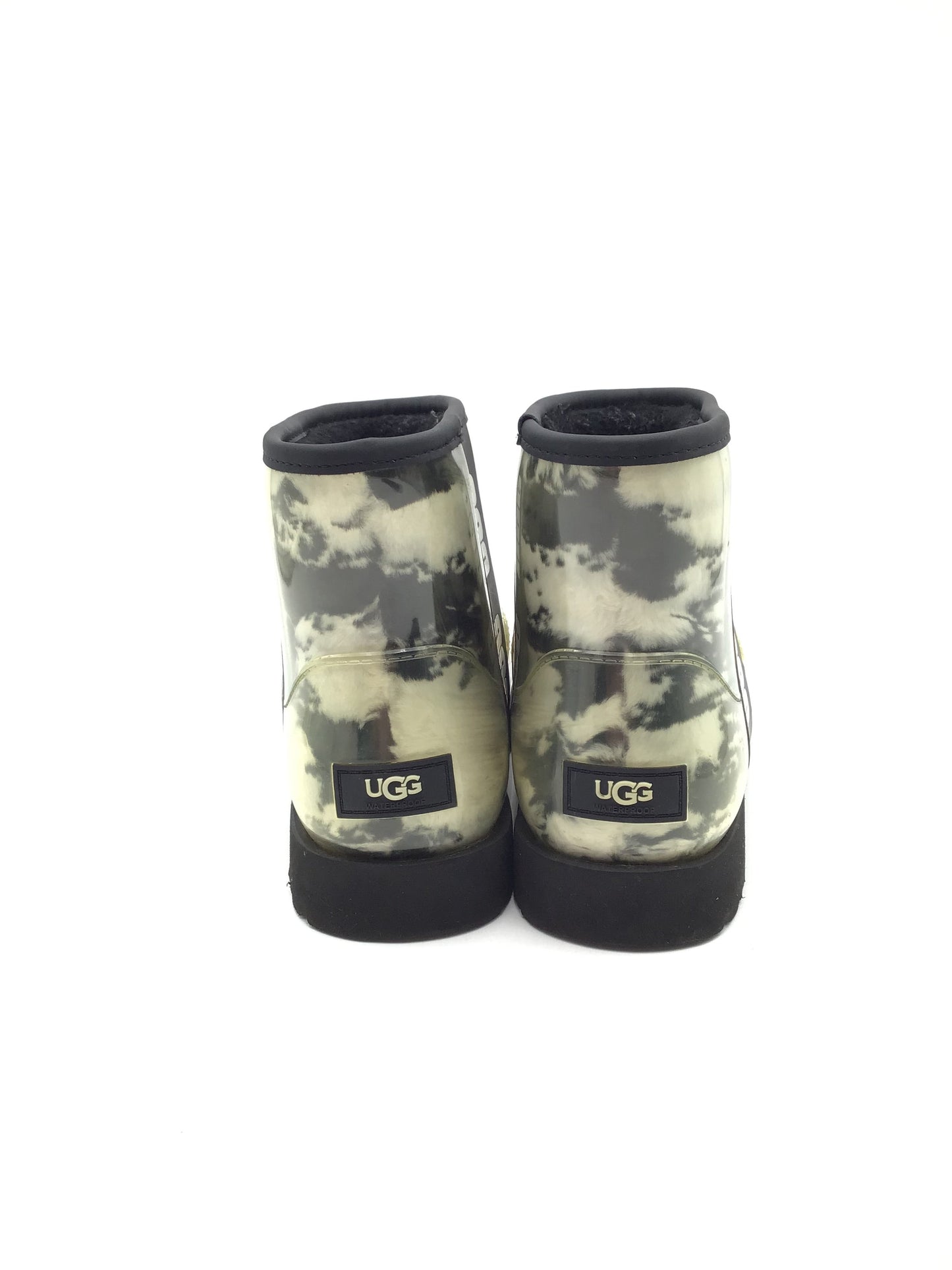 Boots Designer By Ugg In Black & White, Size: 9