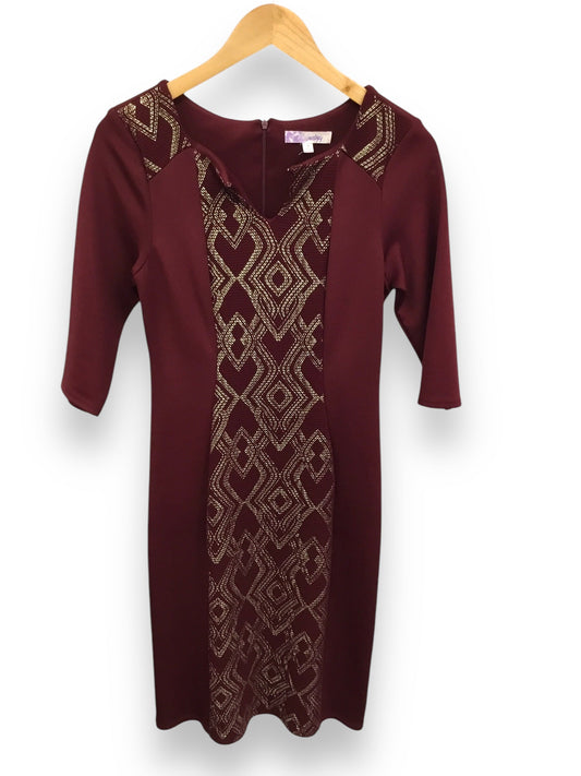 Dress Casual Midi By Clothes Mentor In Burgundy, Size: 6