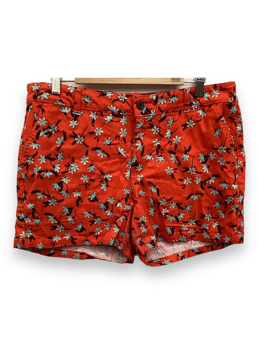 Red Shorts Ana, Size 16
