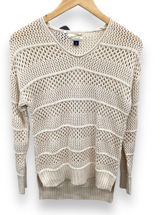 Sweater By Universal Thread In Cream, Size: Xs