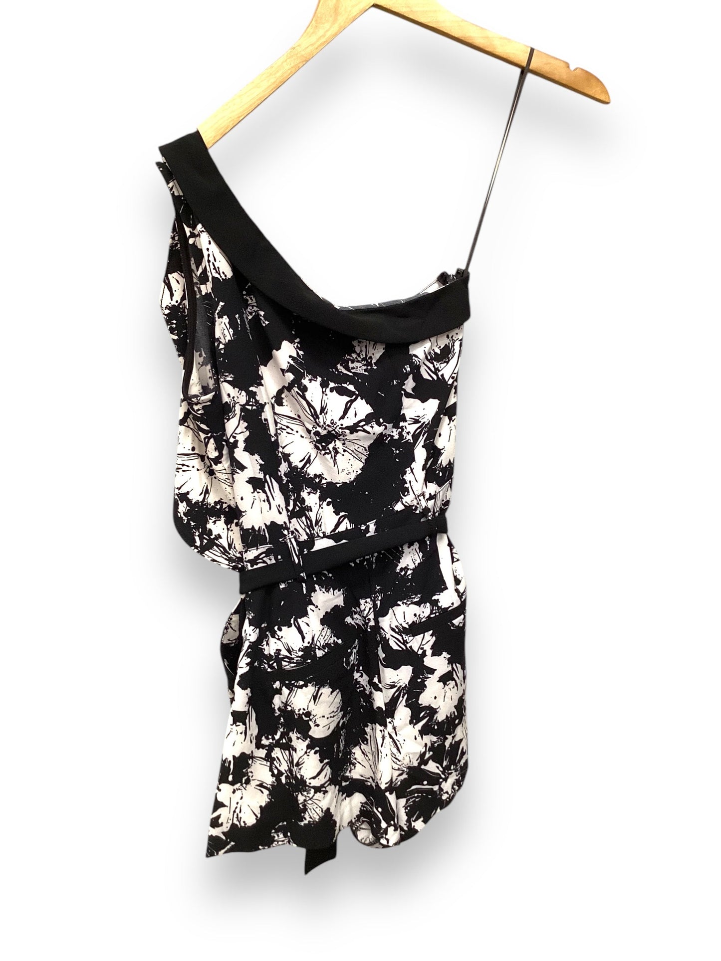 Romper By Guess In Black & White, Size: Xs