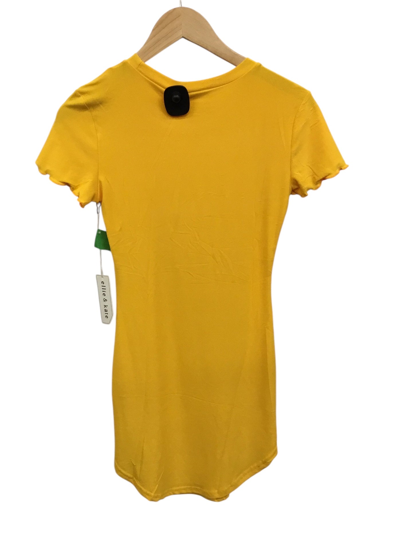 Dress Casual Short By Clothes Mentor In Yellow, Size: S