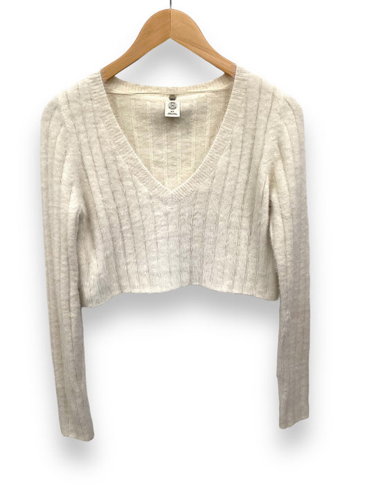 Cream Sweater Urban Outfitters, Size S