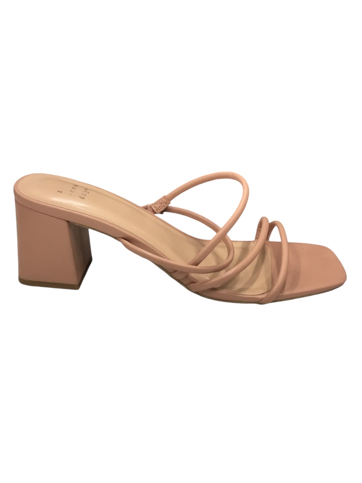 Shoes Heels Block By A New Day In Mauve, Size: 11