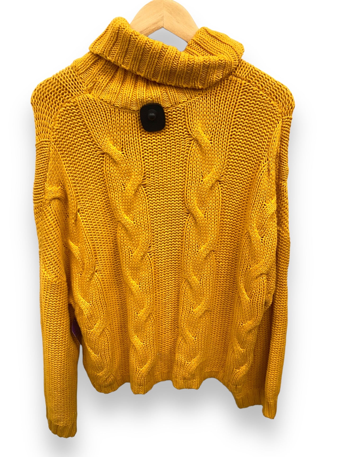 Yellow Sweater Clothes Mentor, Size S