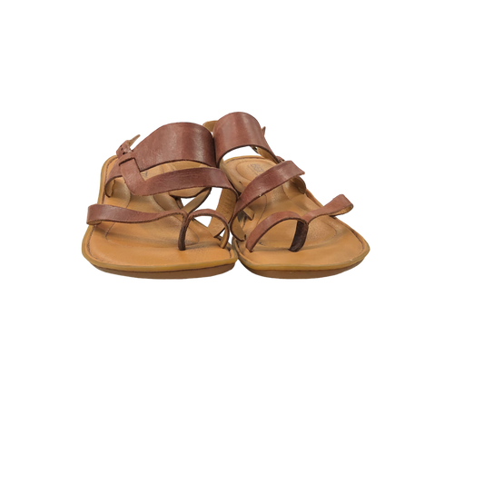 Brown Sandals Flats Born, Size 9
