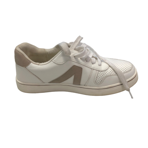 White Shoes Sneakers Mia, Size 8