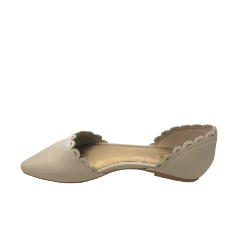 Beige Shoes Flats Seychelles, Size 7