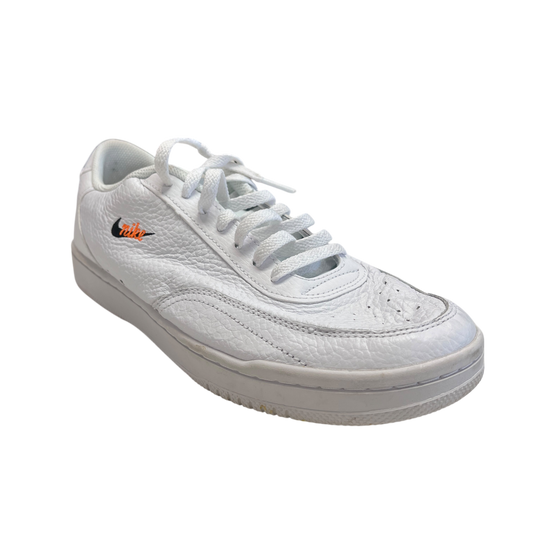 Shoes Sneakers By Nike In White, Size: 9