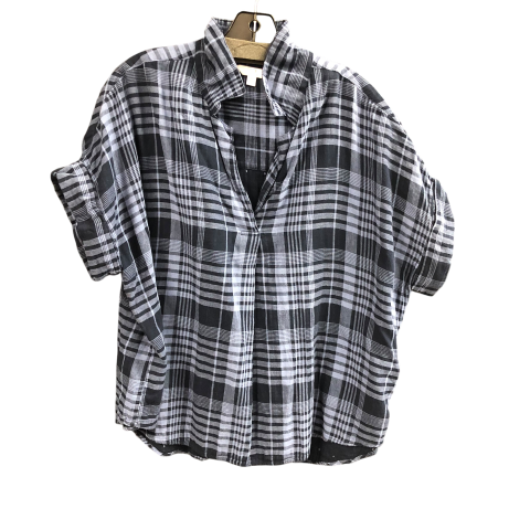 Top Short Sleeve By Time And Tru In Plaid, Size: L