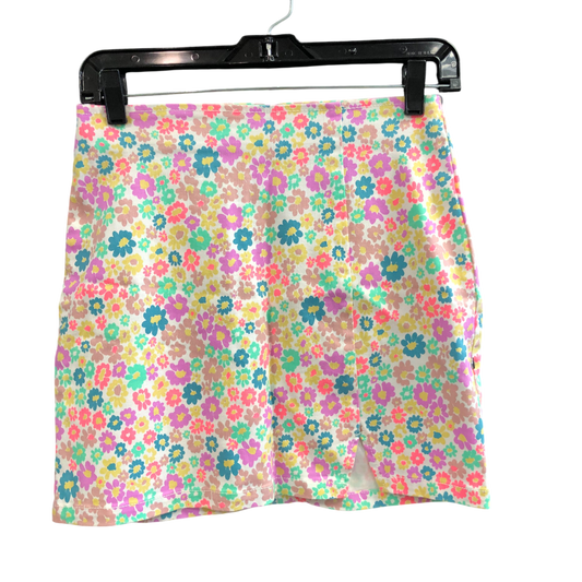 Skirt Mini & Short By Wild Fable In Floral Print, Size: 2