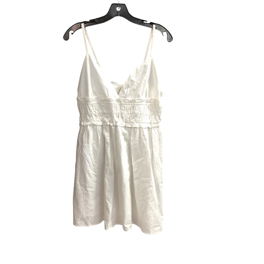 Dress Casual Short By Jessica Simpson In White, Size: S