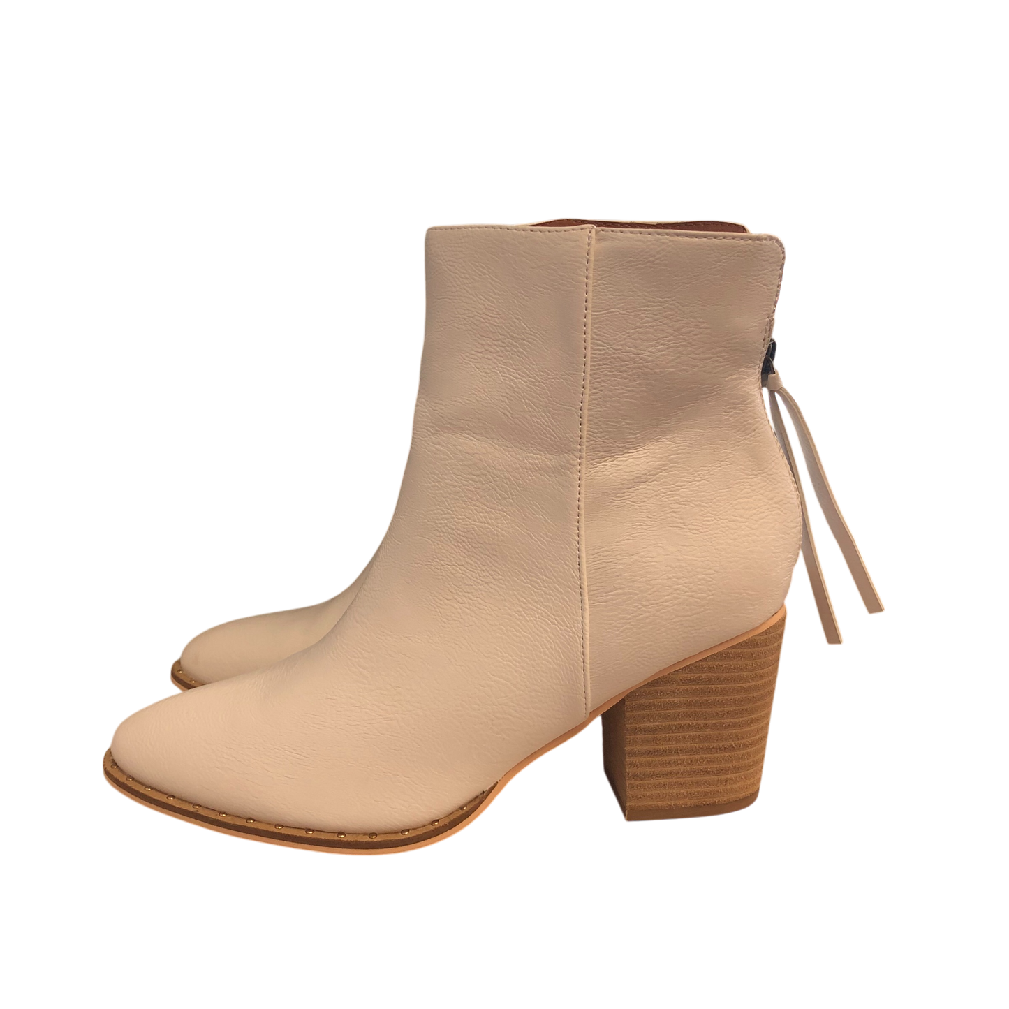 Boots Ankle Heels By  BEAST FASHION In White, Size: 9