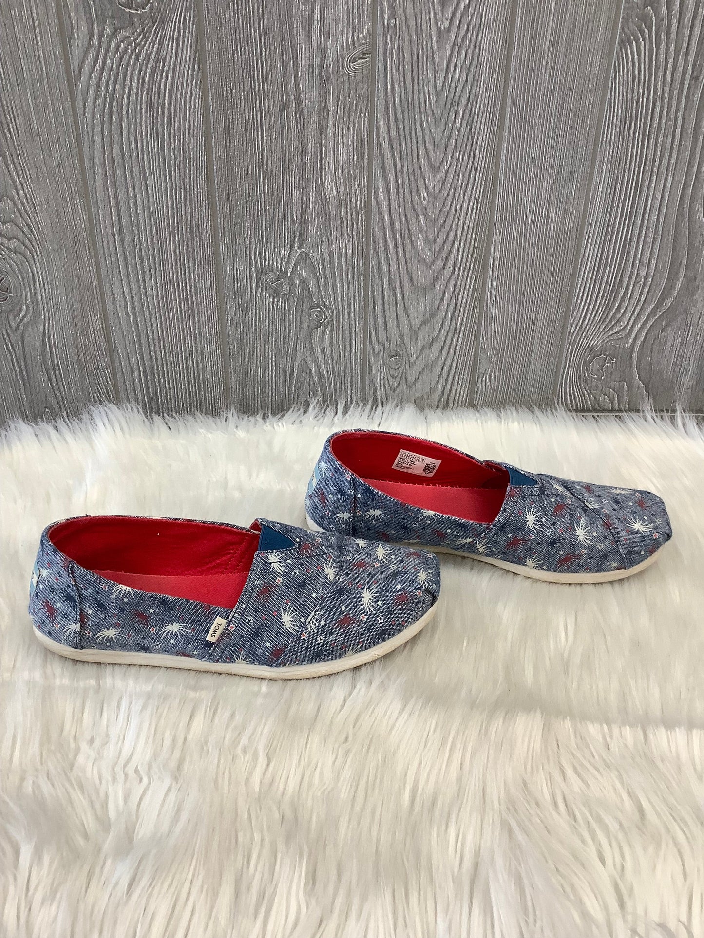 Blue Red & White Shoes Flats Toms, Size 8.5