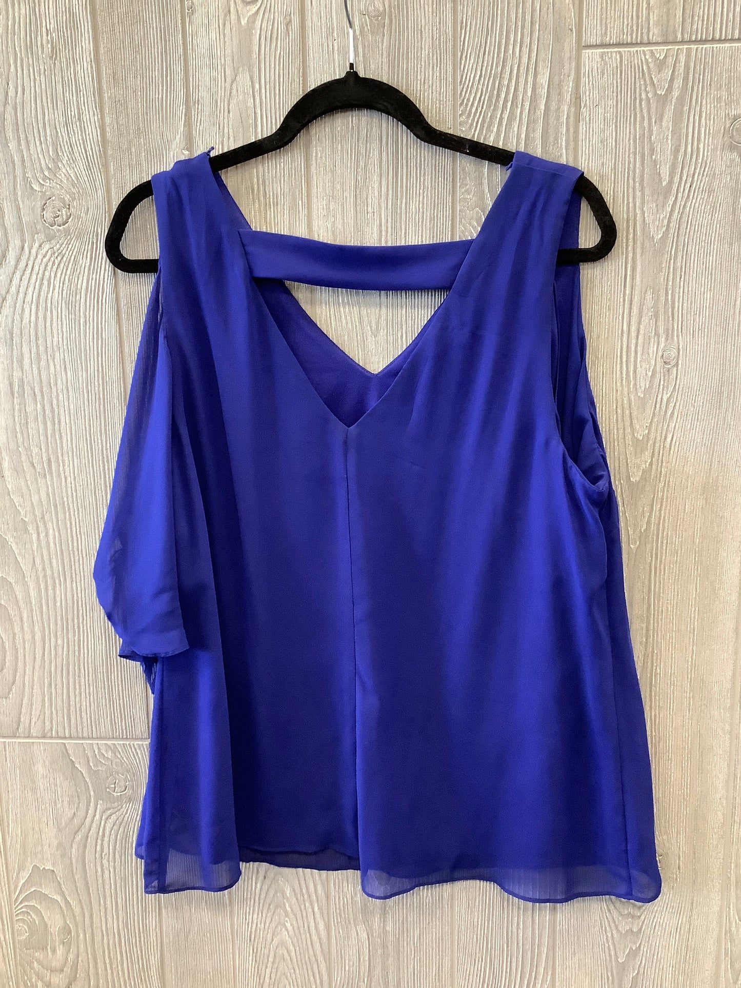 Blouse Short Sleeve By Dressbarn In Blue, Size: 1x