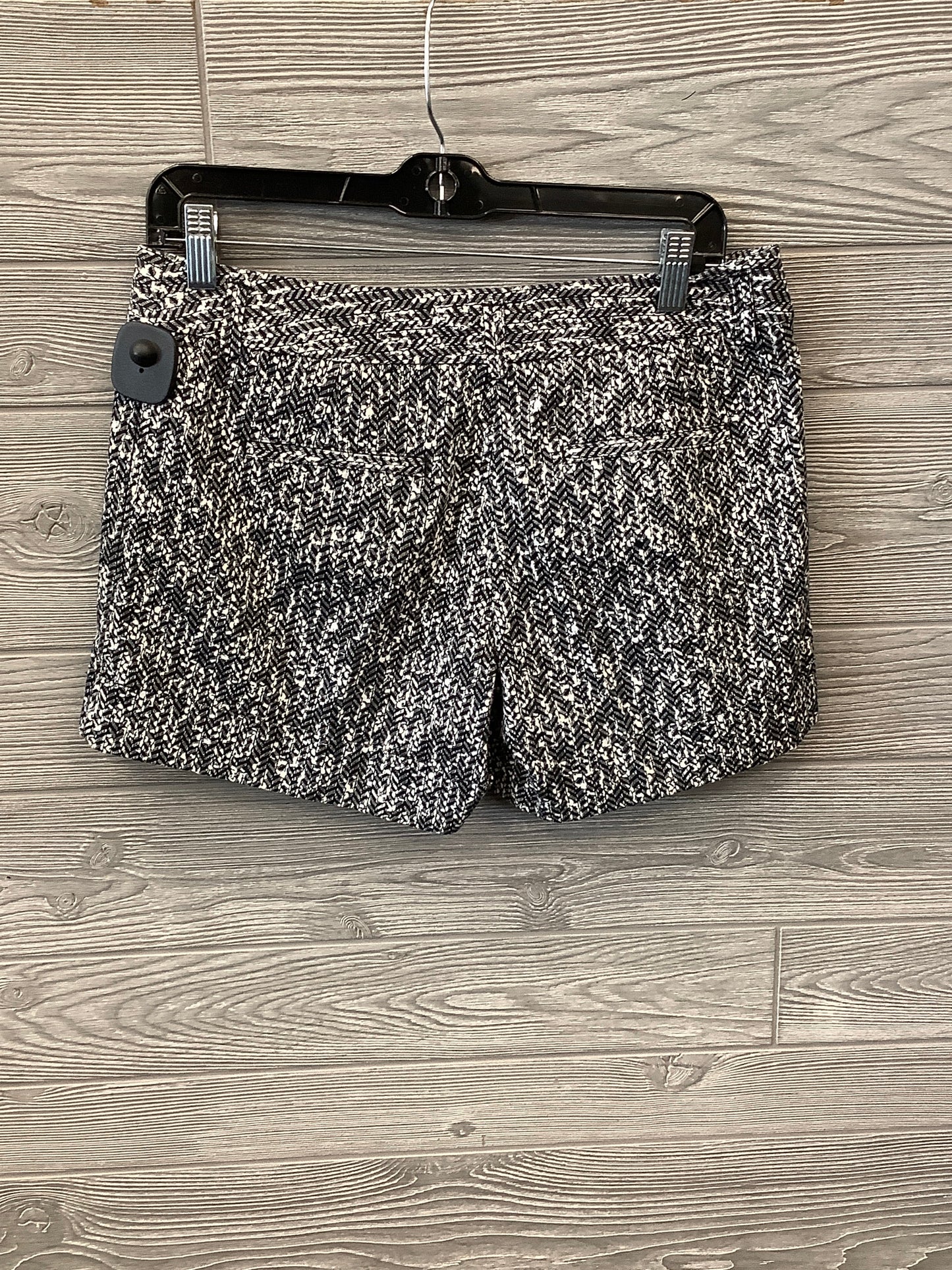 Shorts By Express In Black & White, Size: 6