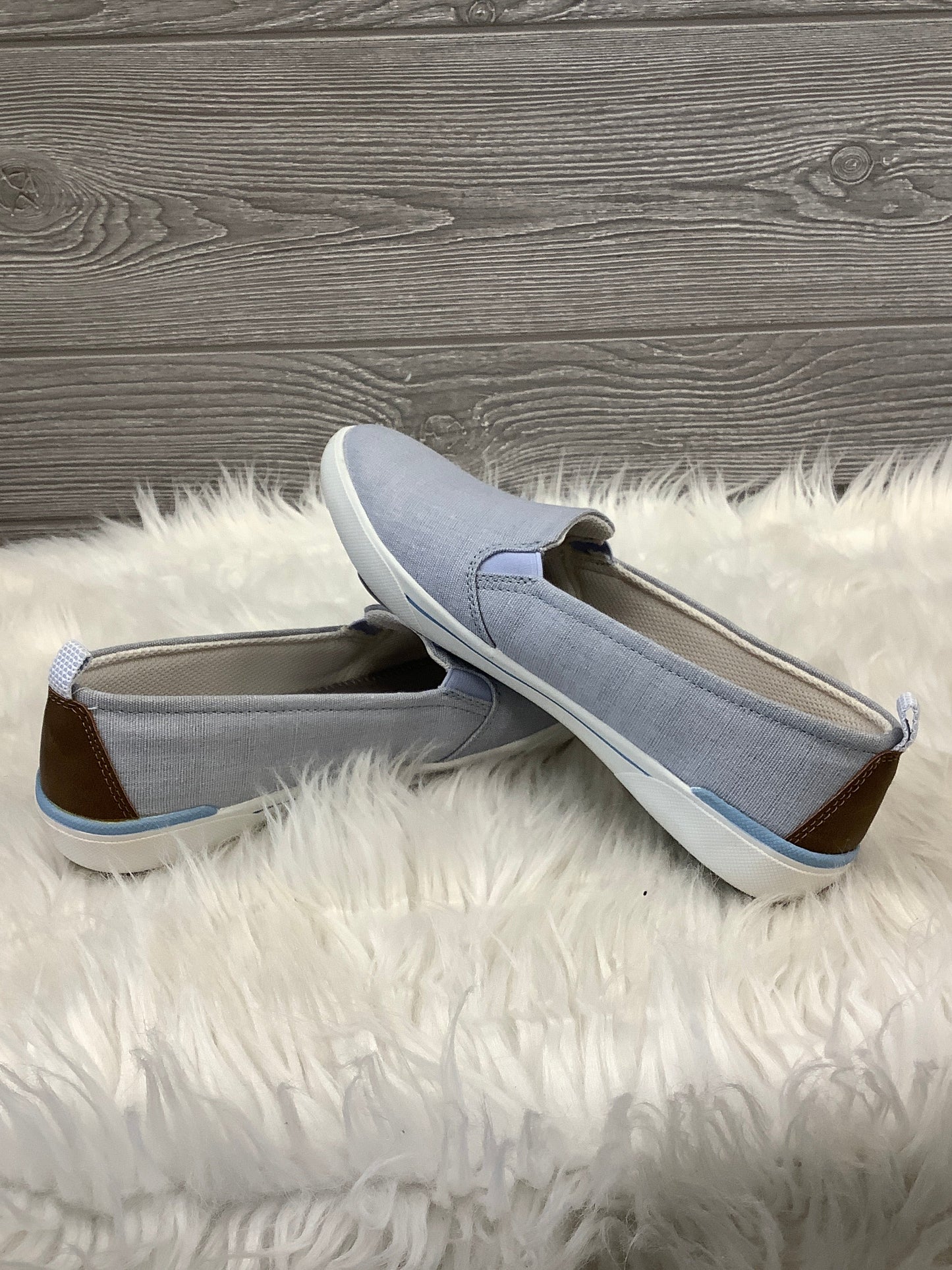 Blue Shoes Flats Eddie Bauer, Size 8