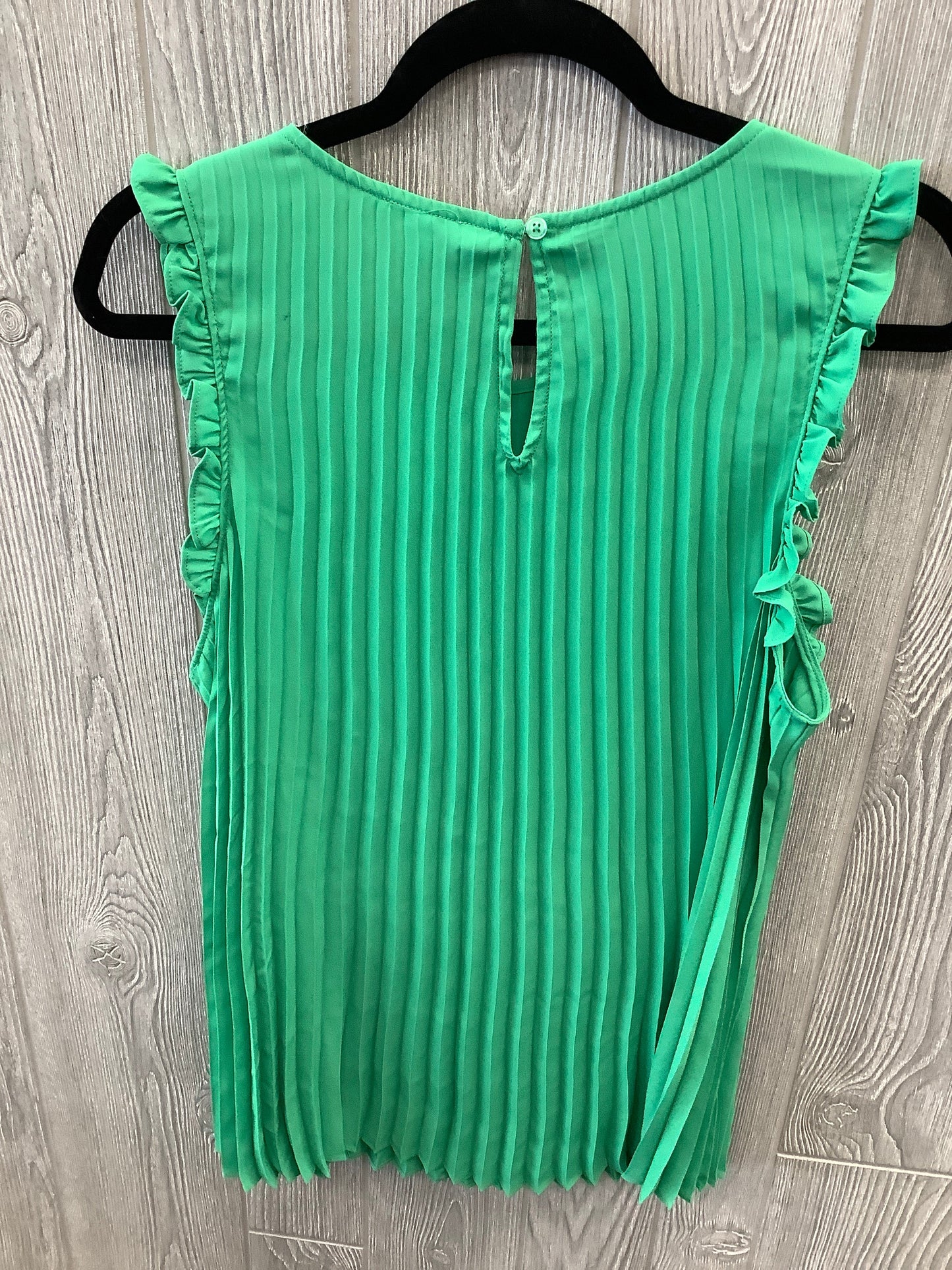 Blouse Sleeveless By Maurices In Green, Size: 1x