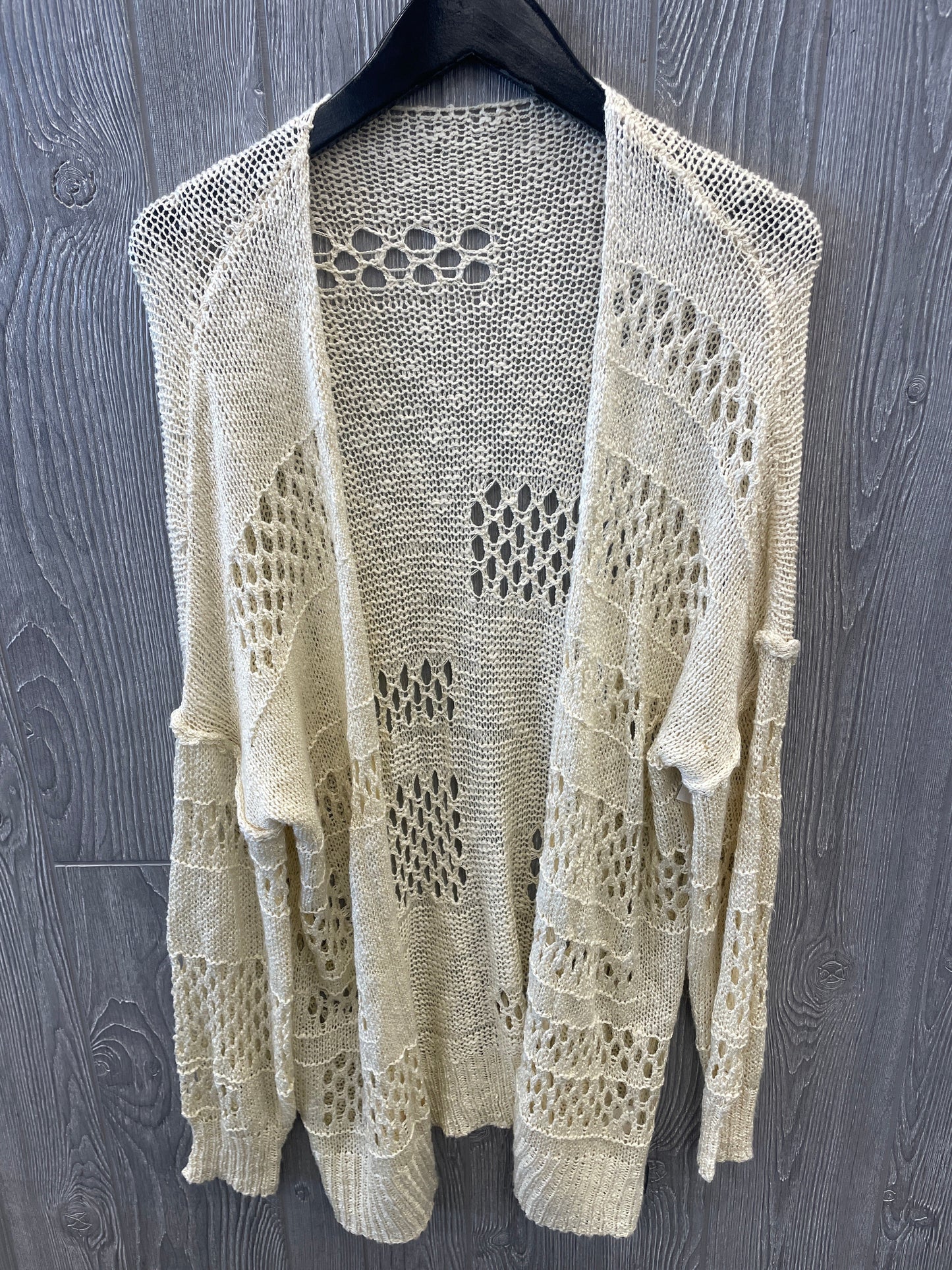 Cardigan By Clothes Mentor In Cream, Size: 3x