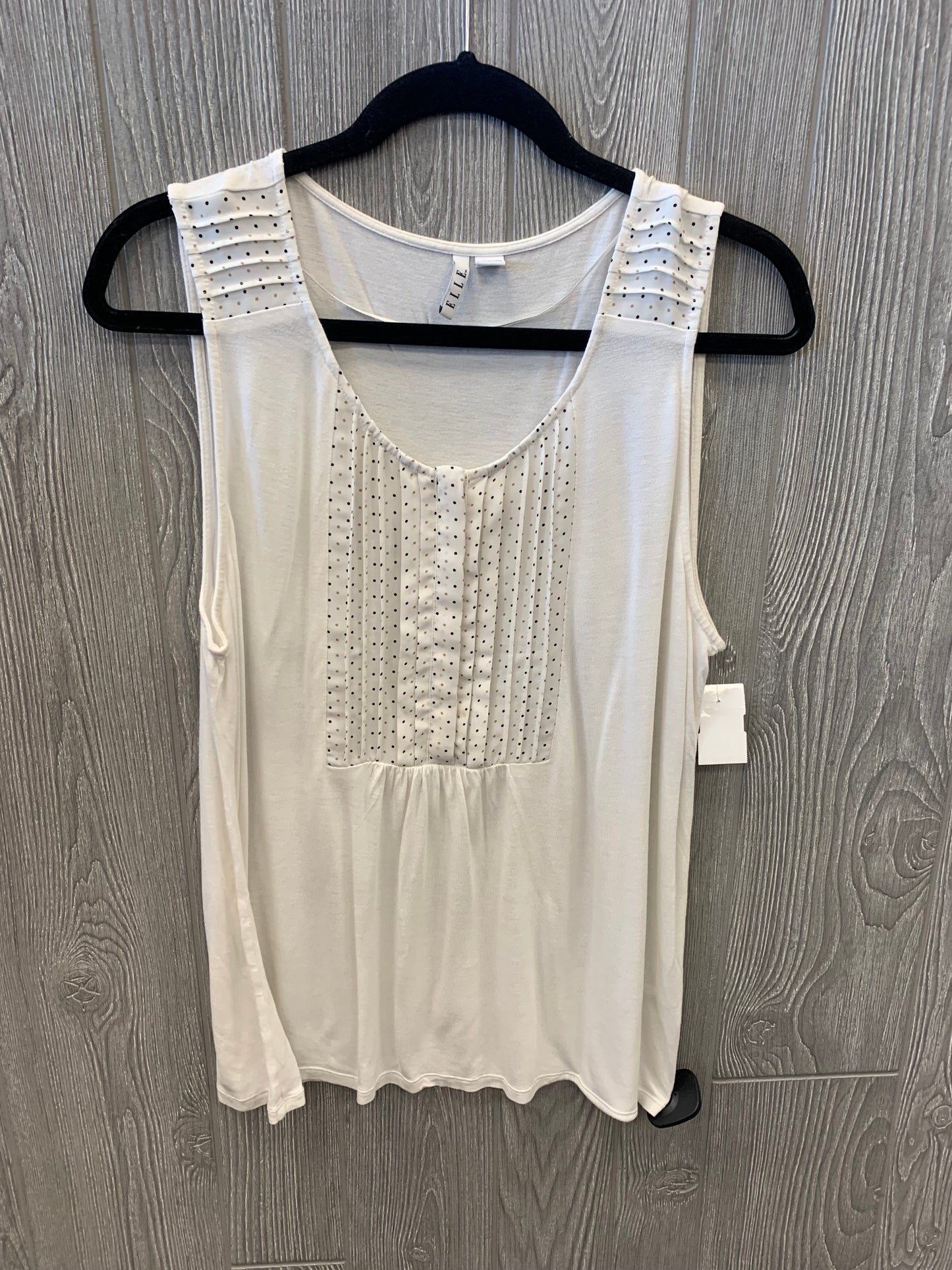 Top Sleeveless By Elle In White, Size: Xl