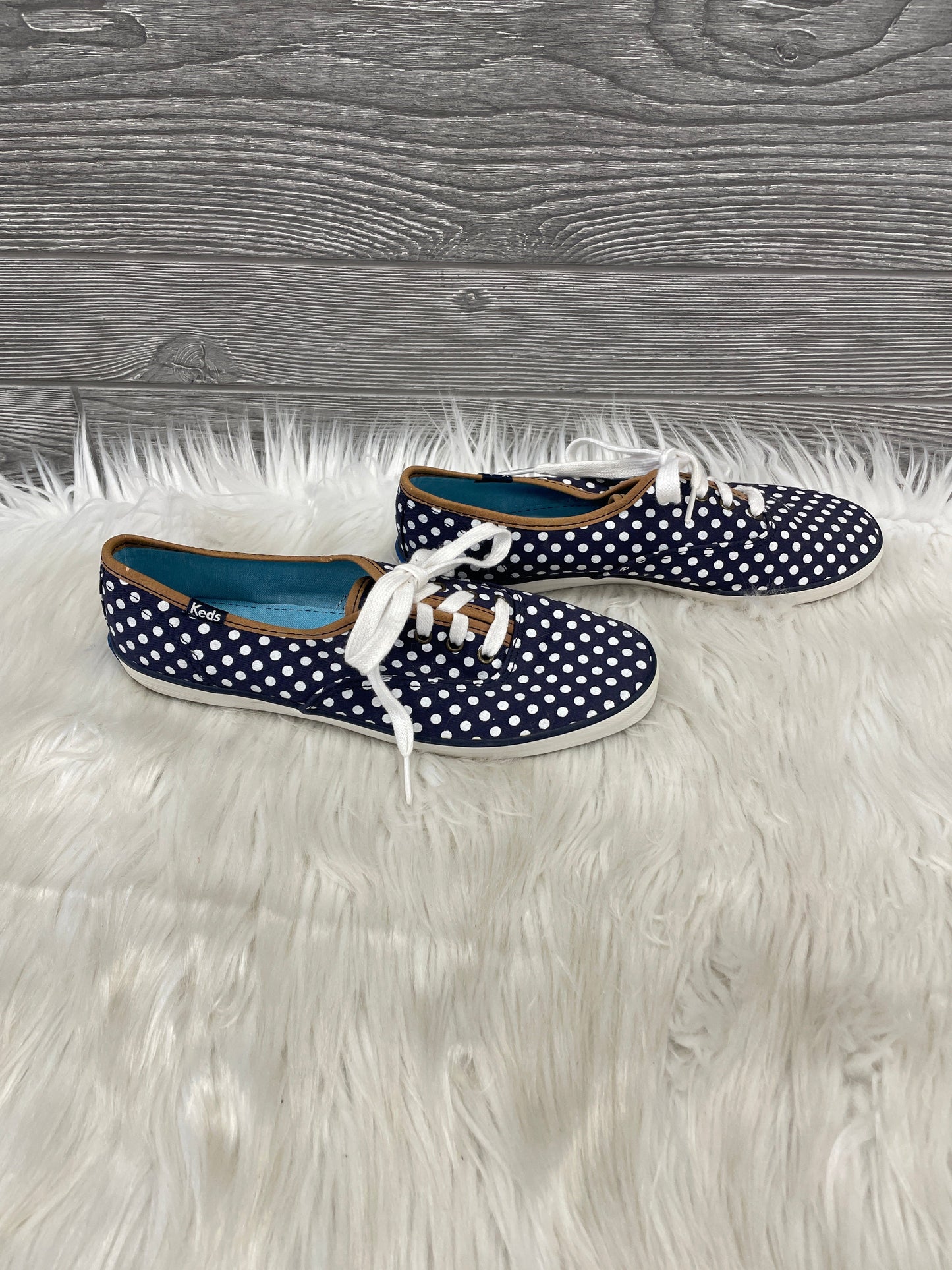 Shoes Sneakers By Keds In Navy, Size: 7