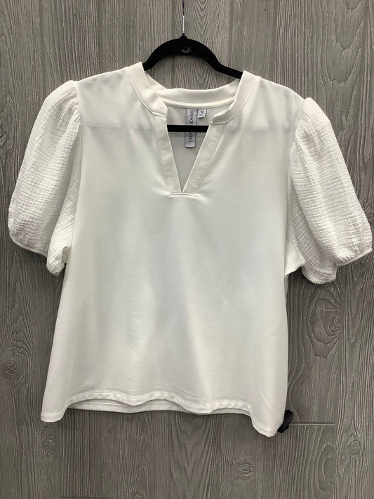 Top Short Sleeve By Clothes Mentor In White, Size: 1x