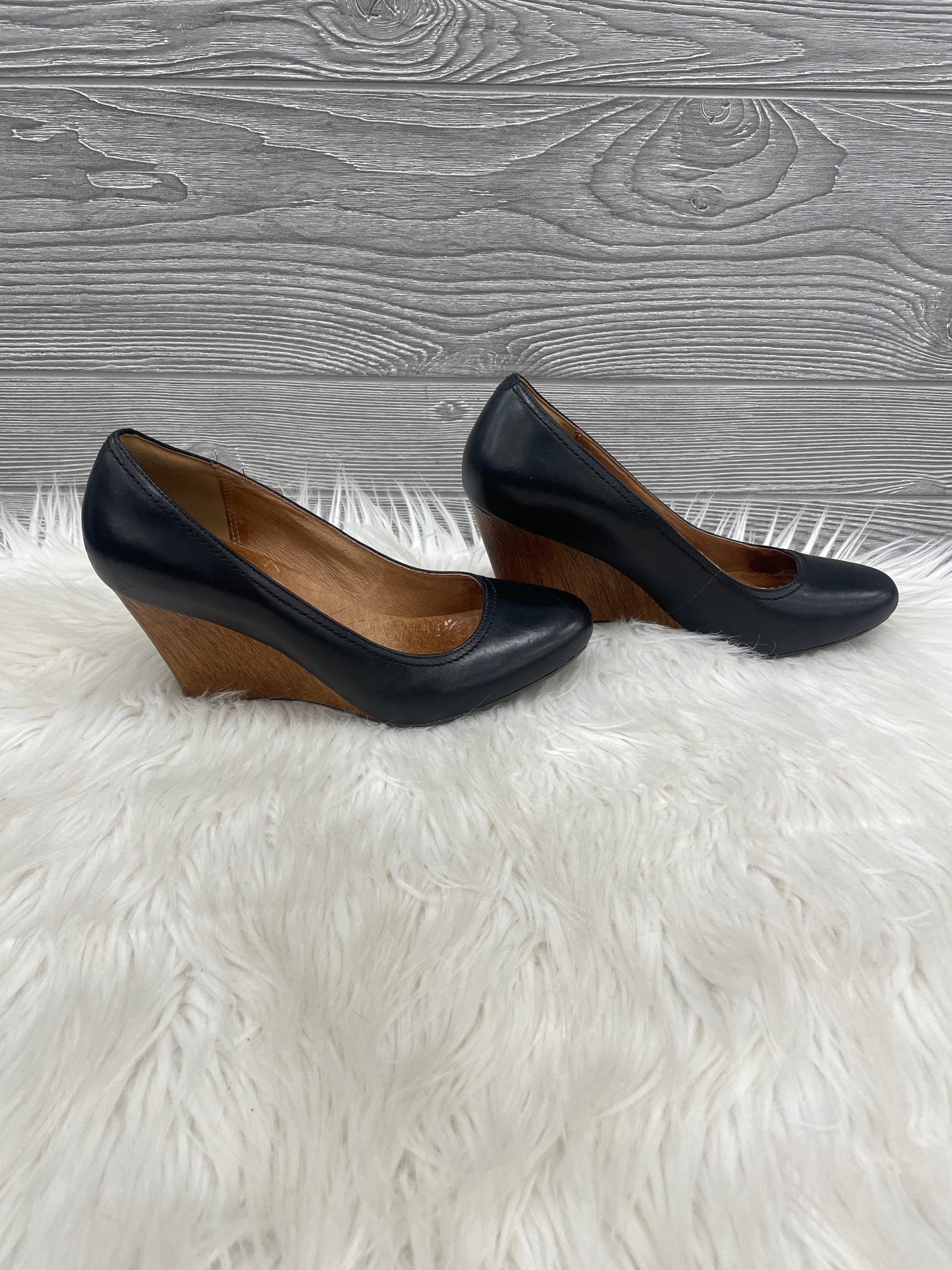 Shoes Heels Wedge By Clarks In Black, Size: 8