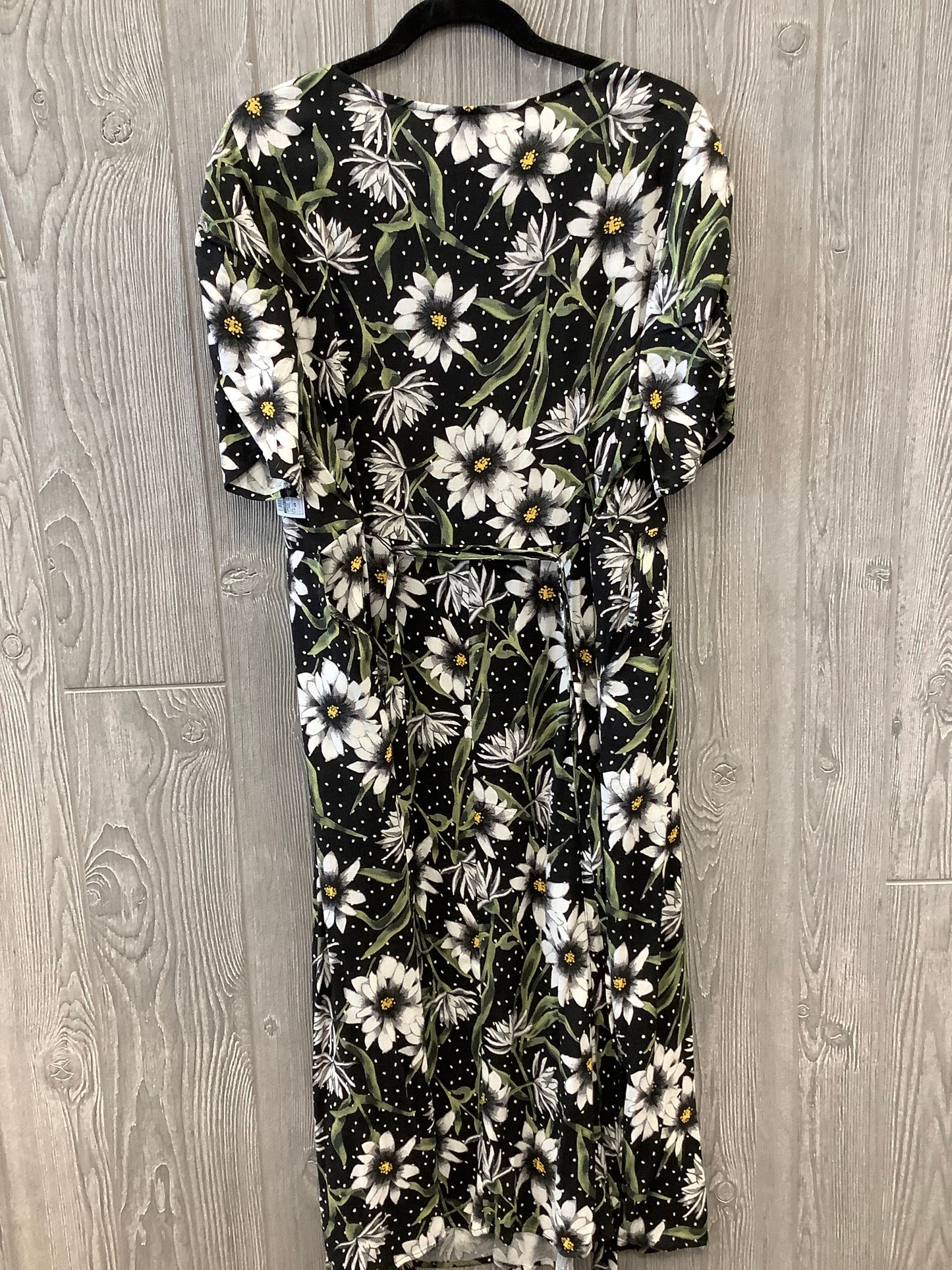 Dress Casual Midi By Torrid In Floral Print, Size: 2x