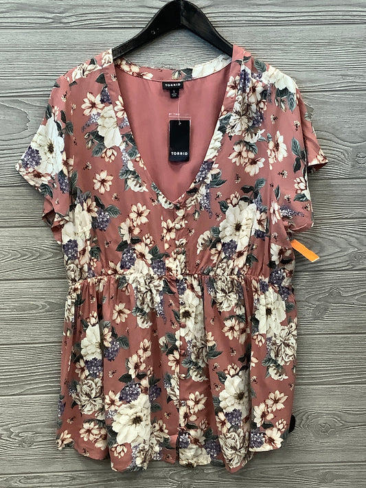 Top Short Sleeve By Torrid In Floral Print, Size: 1x