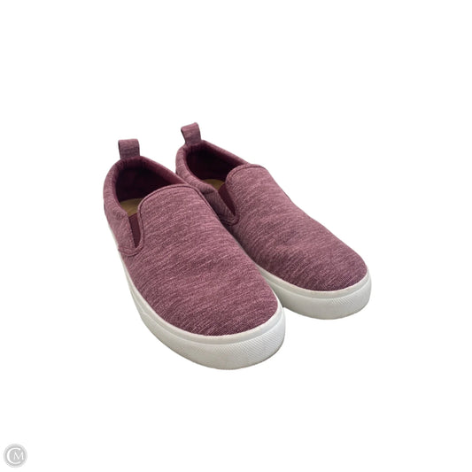 Shoes Sneakers By Maurices In Maroon, Size: 8.5