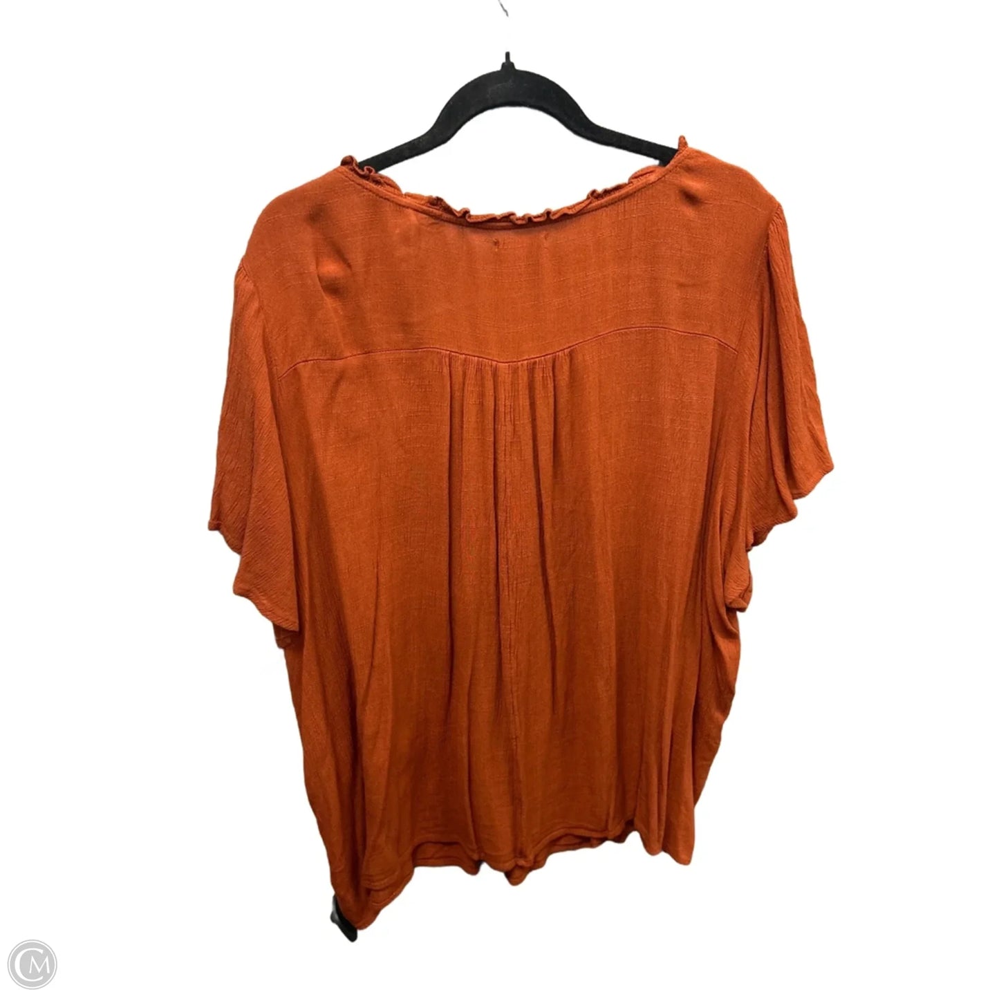 Top Short Sleeve By Maurices In Orange, Size: 3x