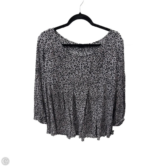 Top 3/4 Sleeve By Torrid In Grey, Size: 2x
