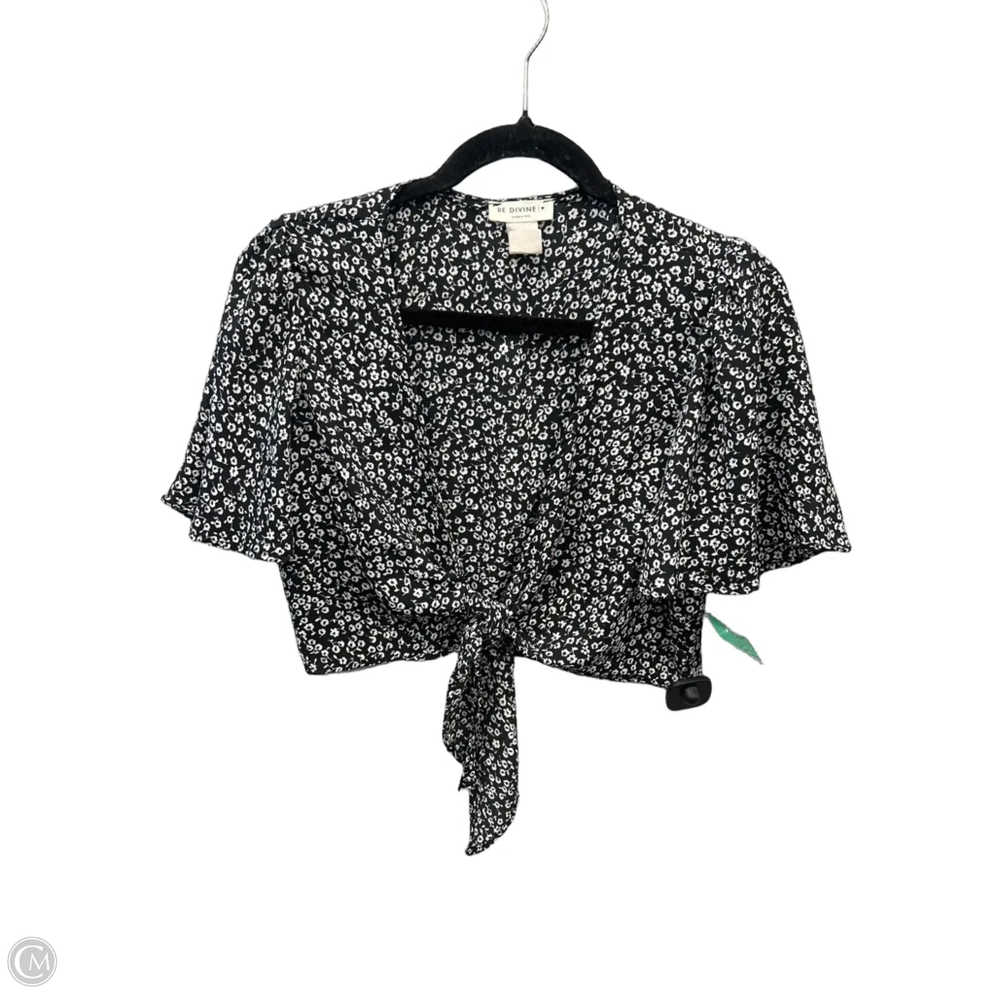Shawl By Clothes Mentor In Black, Size: S
