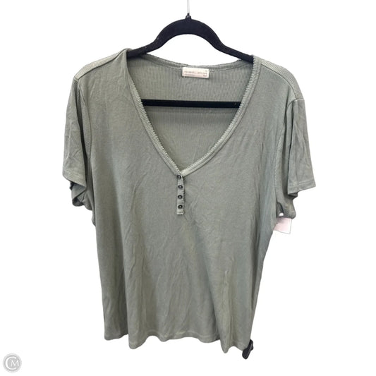 Top Short Sleeve By Cme In Green, Size: 2x