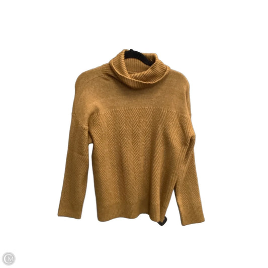 Sweater By Christopher And Banks In Gold, Size: Lp
