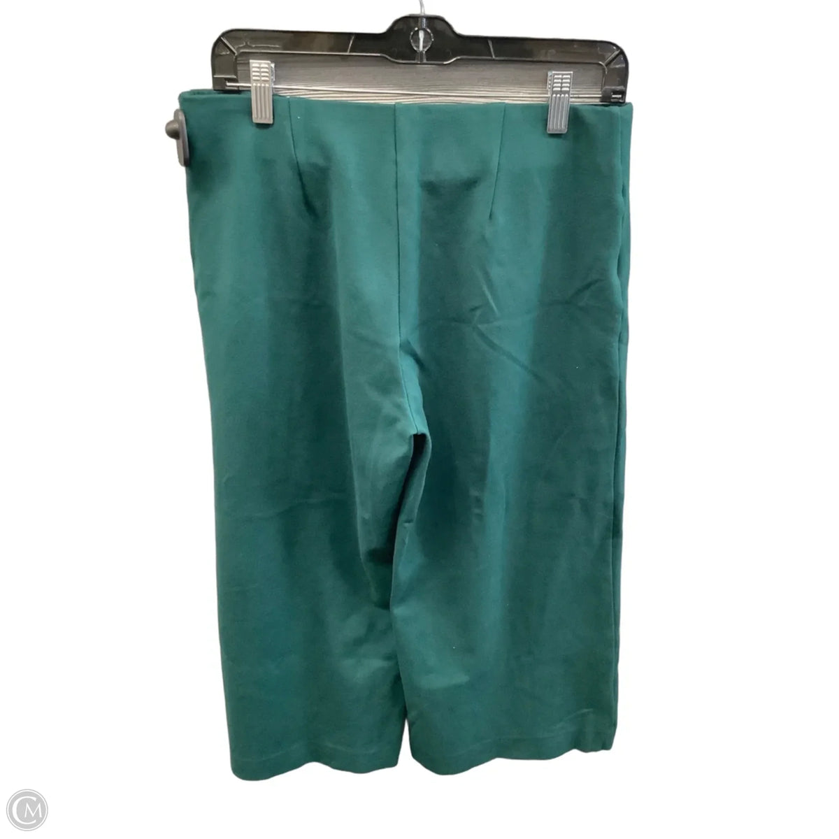 Pants Cropped By Chicos In Green, Size: 8