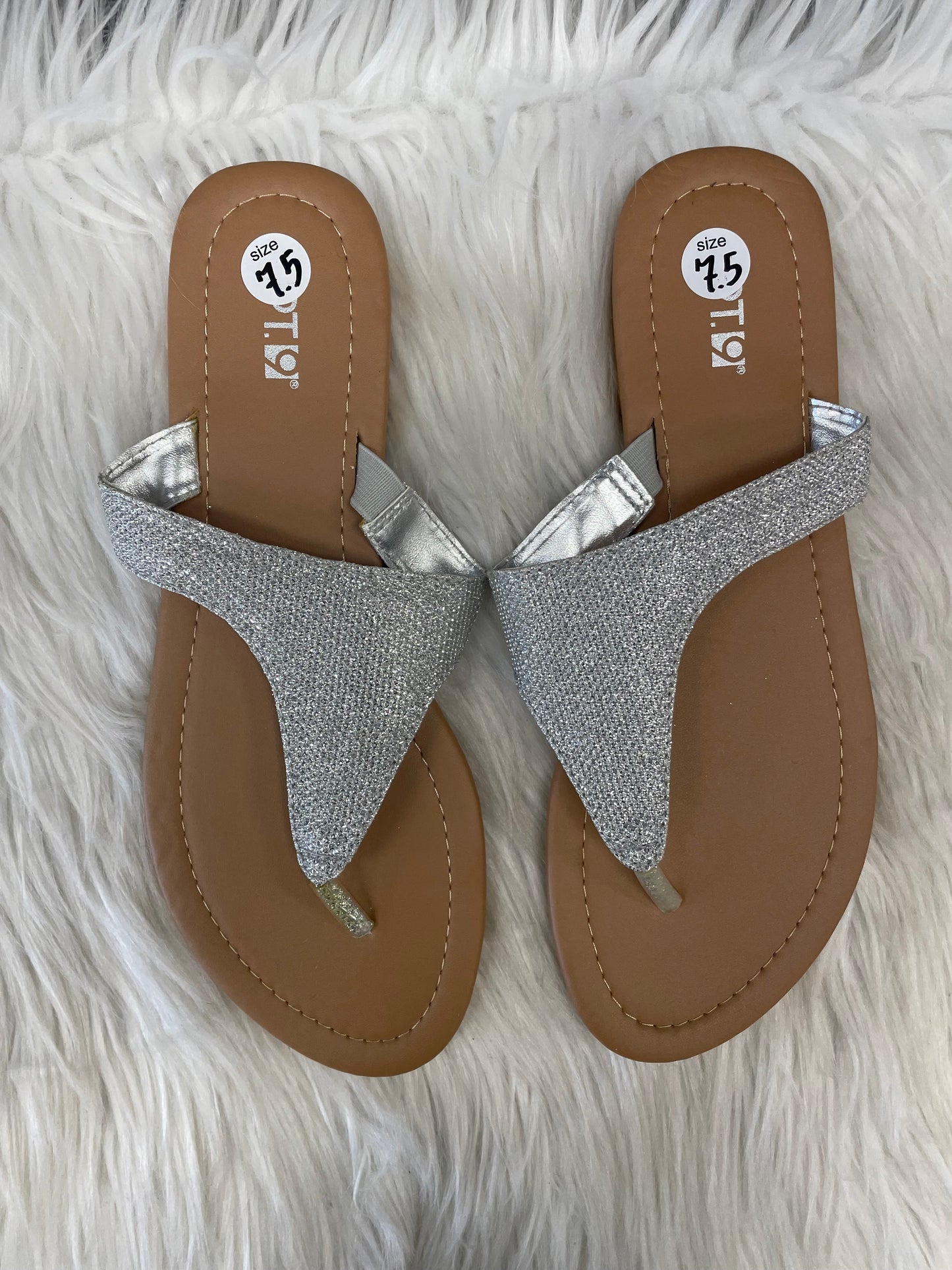 Sandals Flats By Apt 9  Size: 7.5