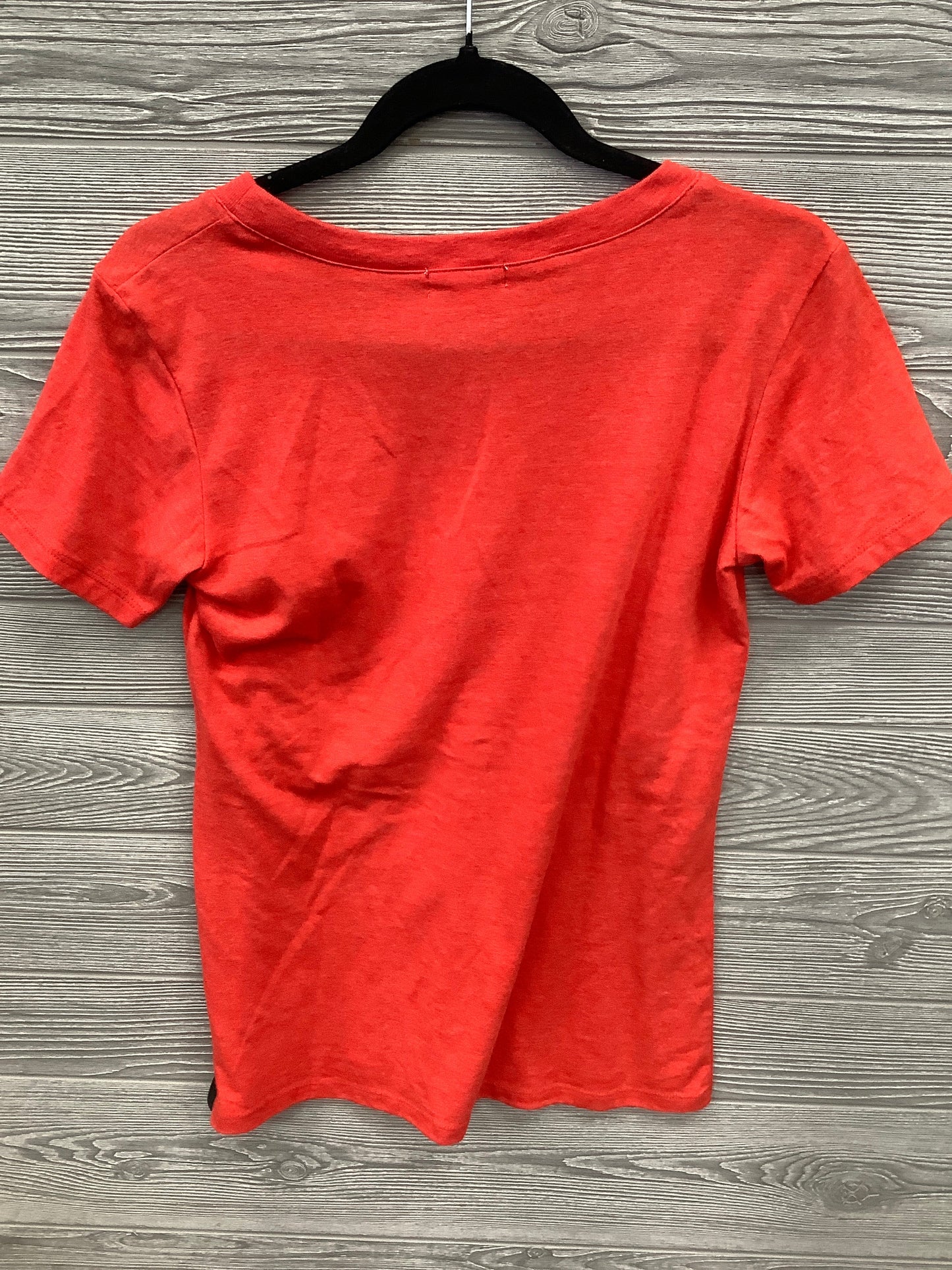 Top Short Sleeve By Clothes Mentor In Red, Size: M