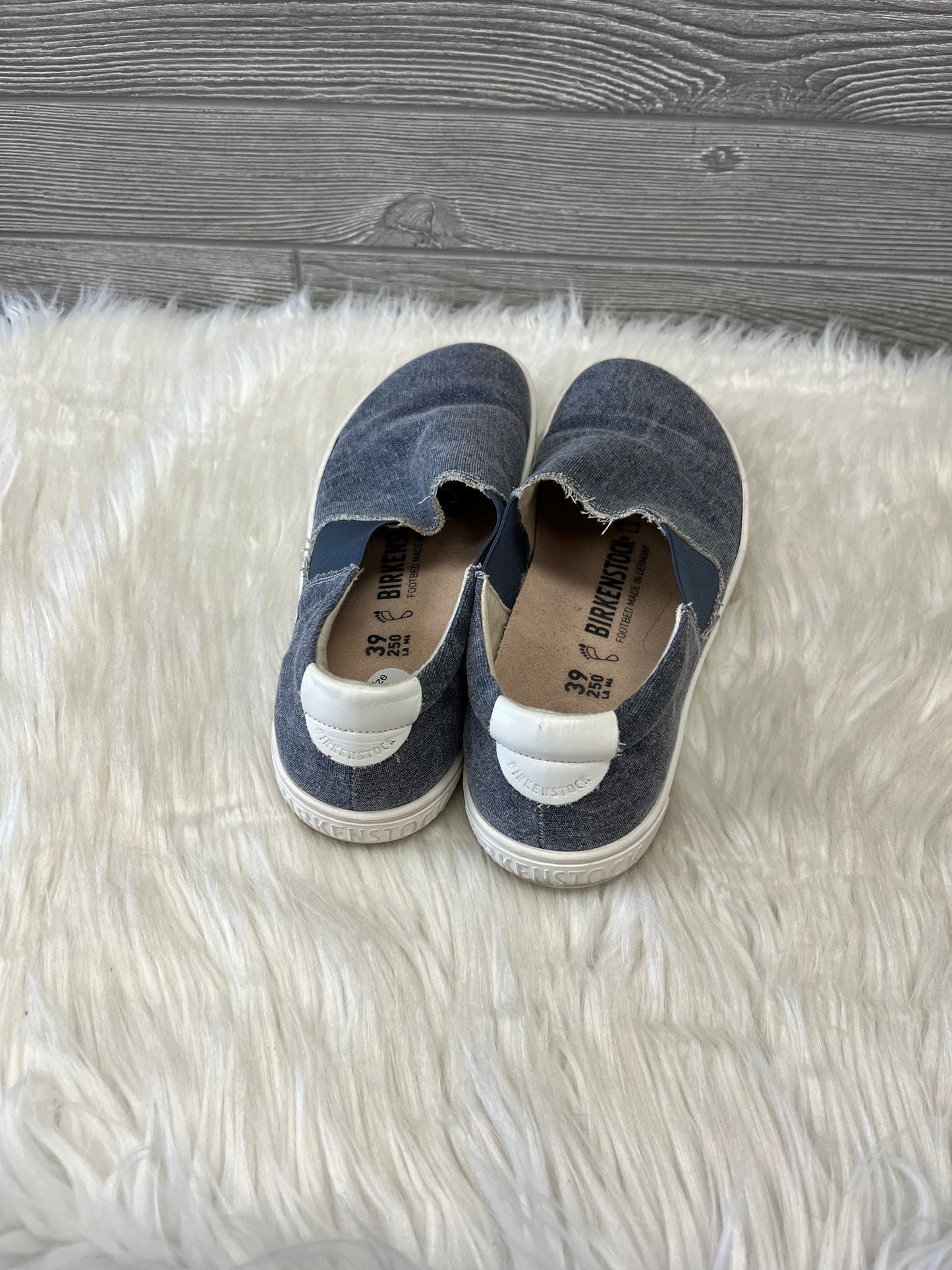 Shoes Flats By Birkenstock In Blue, Size: 8