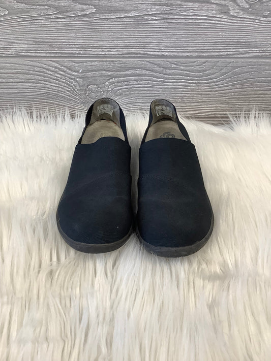 Shoes Flats By Clarks  Size: 6.5