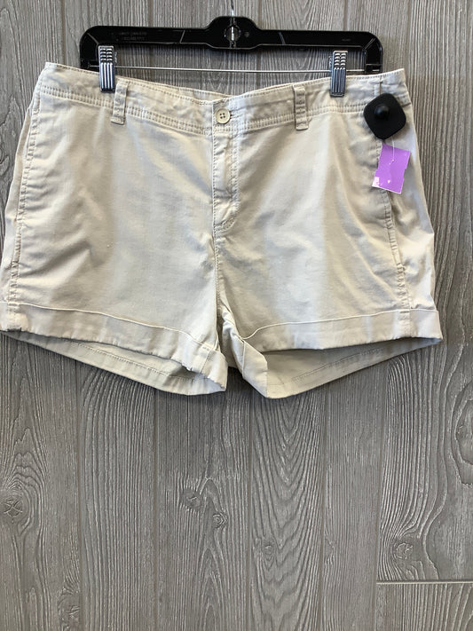 Shorts By Elle  Size: 14