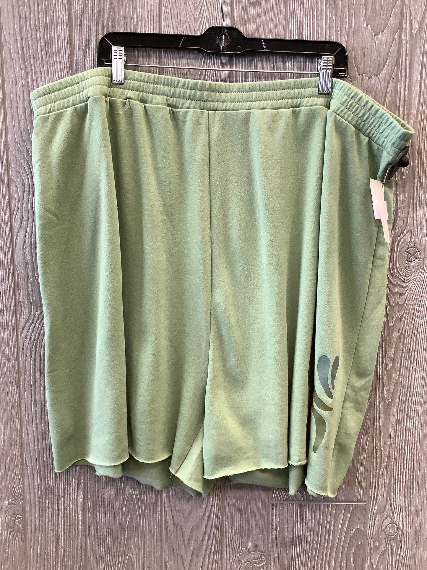 Shorts By Desert Dreamer In Green, Size: 22