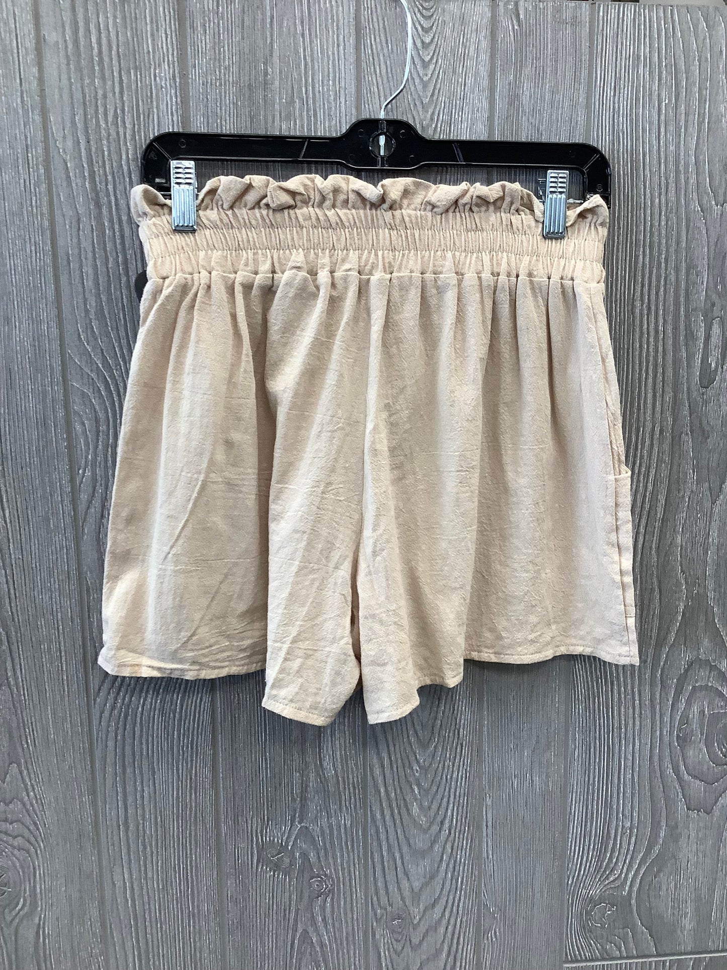 Tan Shorts Set Clothes Mentor, Size M