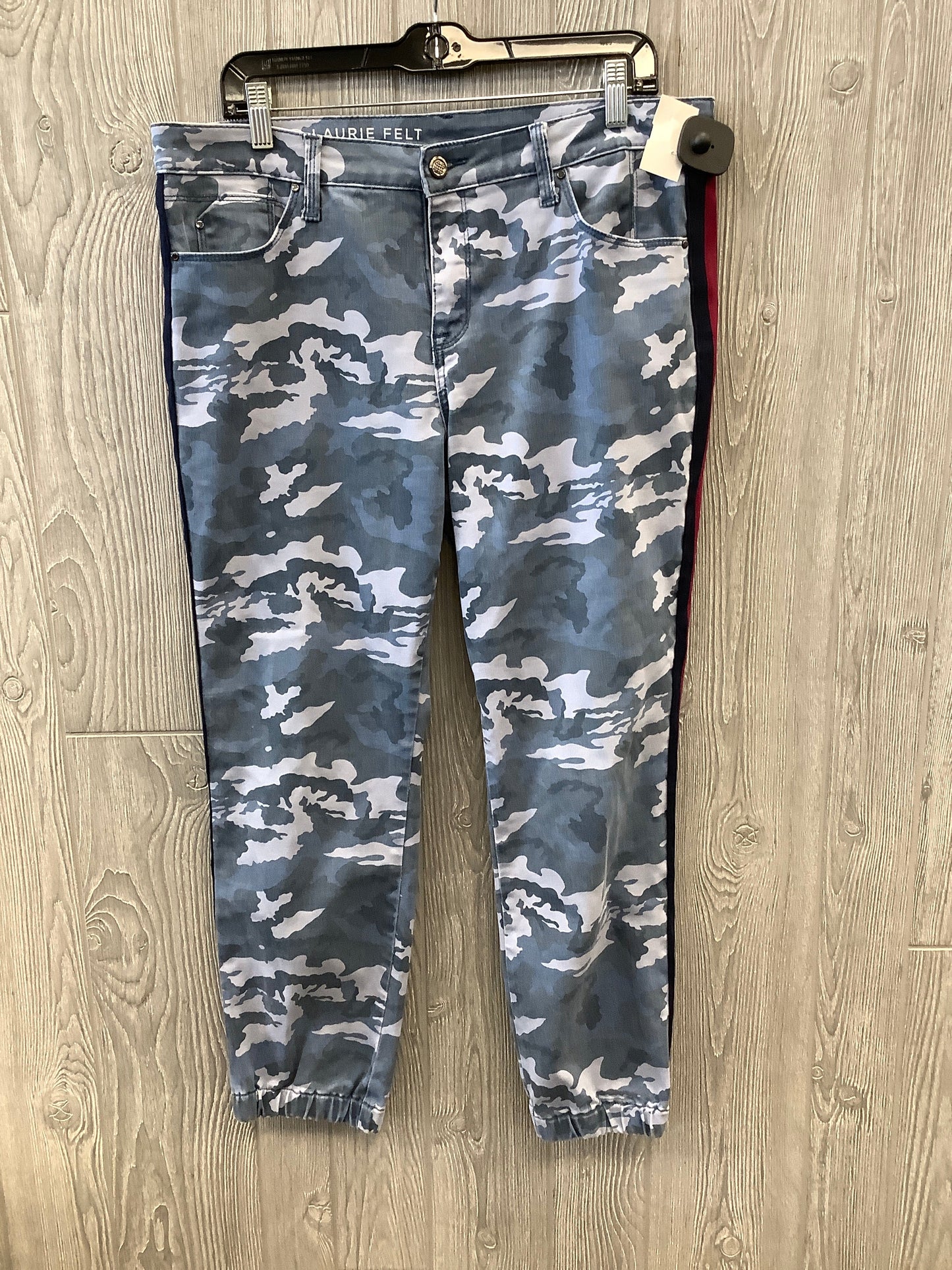 Camouflage Print Jeans Cropped Laurie Felt, Size 12