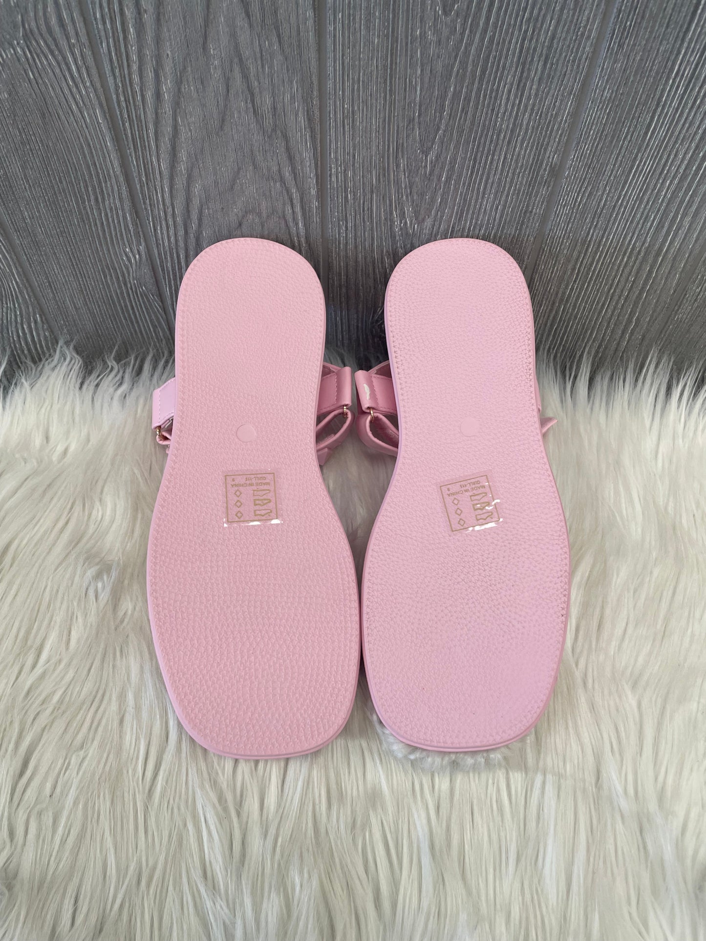 Pink Sandals Flats Fashion Nova, Size 9